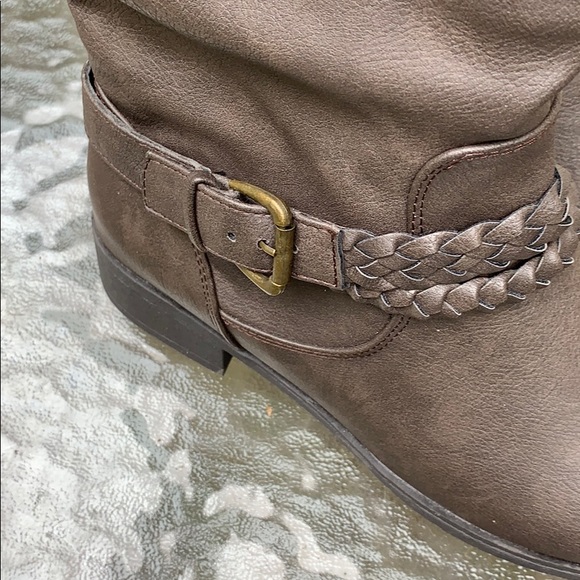 XOXO Maxon Riding Boots - Picture 8 of 8